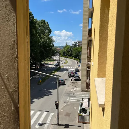 Servizio Per La Casa Vendégház *